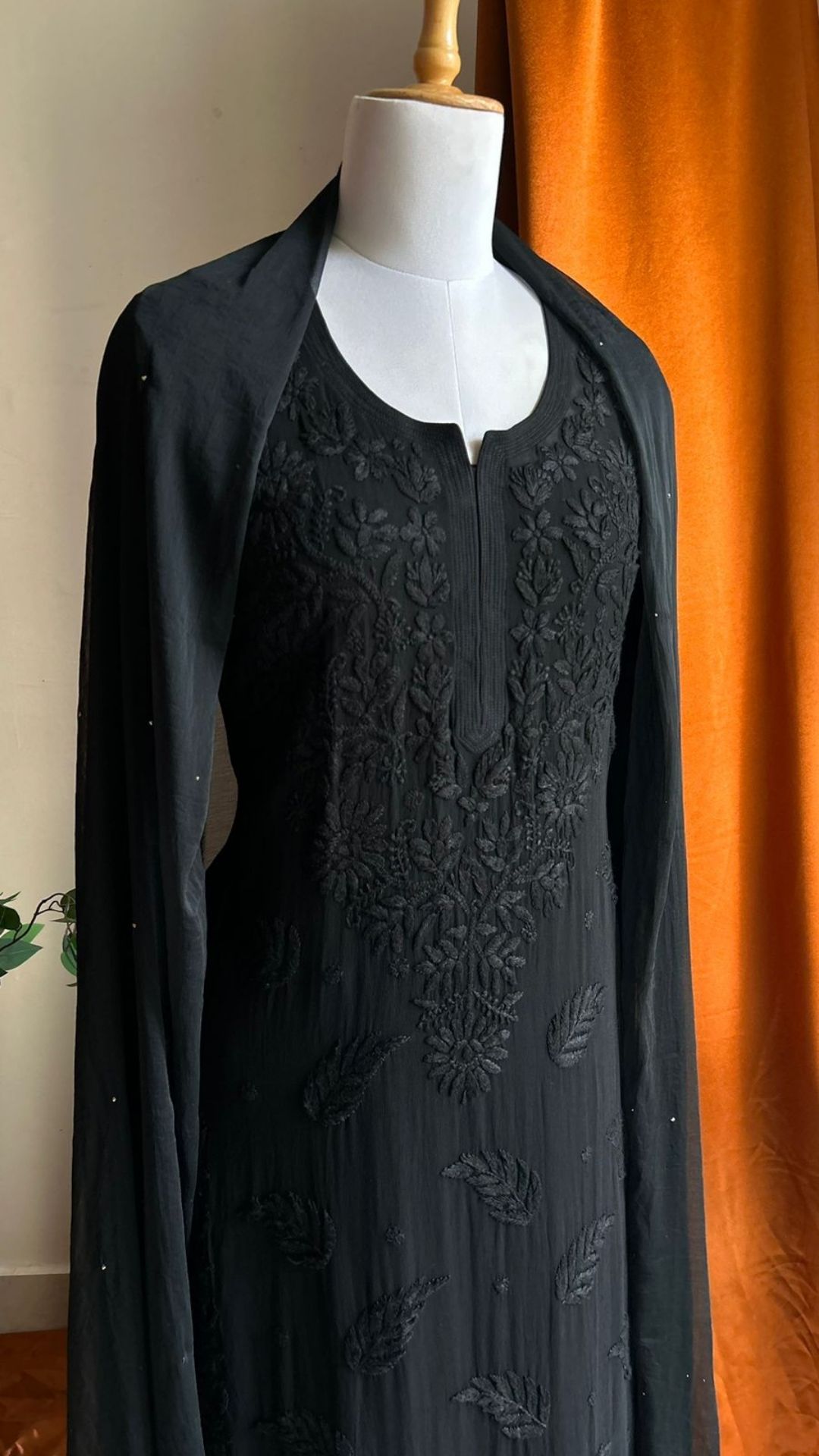 Viscose Georgette Chikankari Solid 3Pc Suit Set - Black